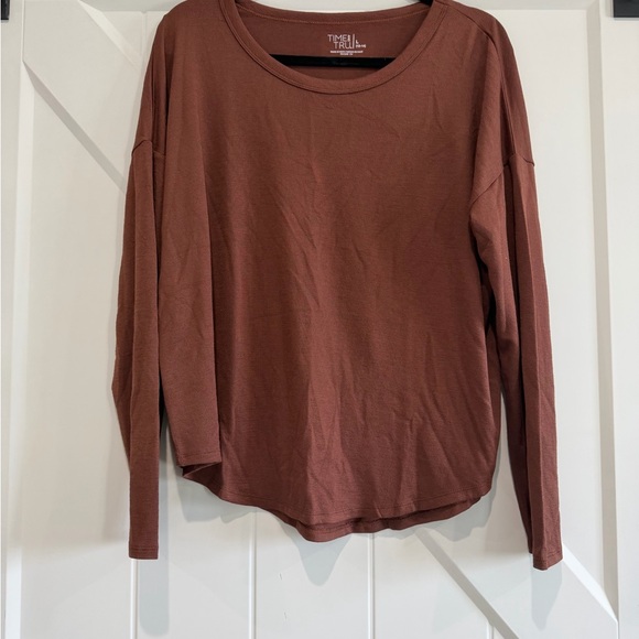 Time and Tru Tops - Time and Tru Women's Rust Long Sleeve Slub Top